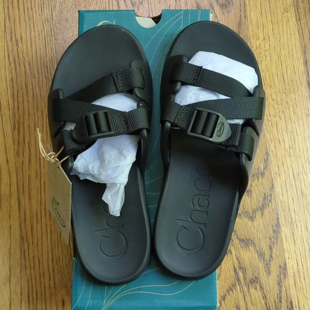 NIB Chaco Chillos Slide Sandals Black Adjustable Strap Sandal Kids Size 4